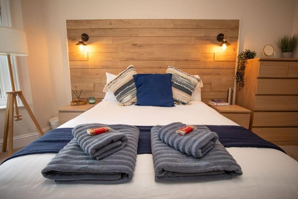 Treetop View Cosy Getaway In Eastbourne, Free Parking, Short And Long Stays, Room photo